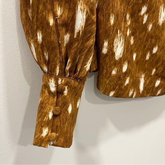 Cara Santana + Apt. 9 Mock Neck Shirred Blouse Size XS in Camel Dot - Picture 5 of 10